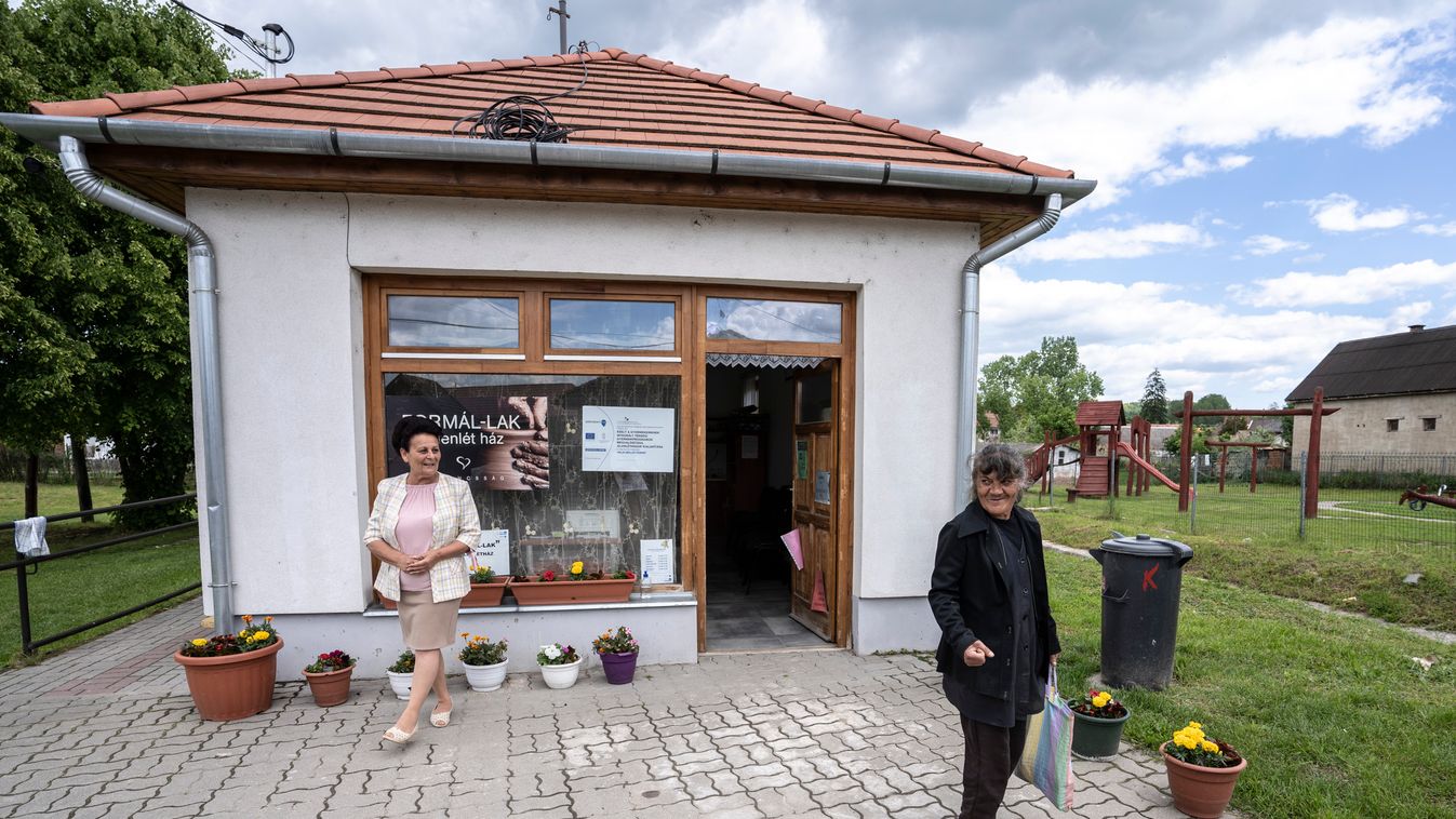 Segítségre számíthat, aki betér a karancssági jelenlétházba