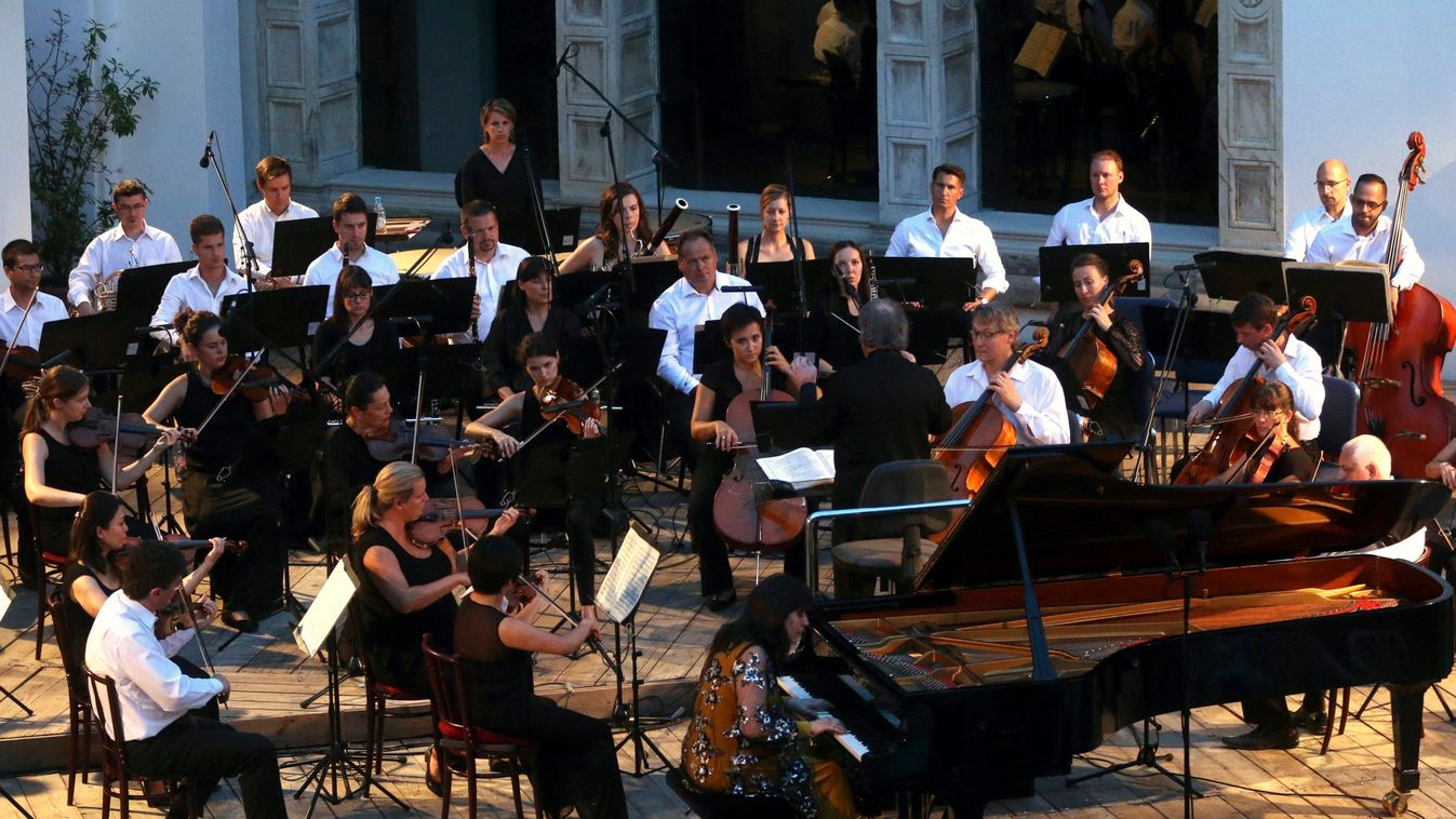 Nyáresti koncertekkel várja a közönséget a Concerto Budapest