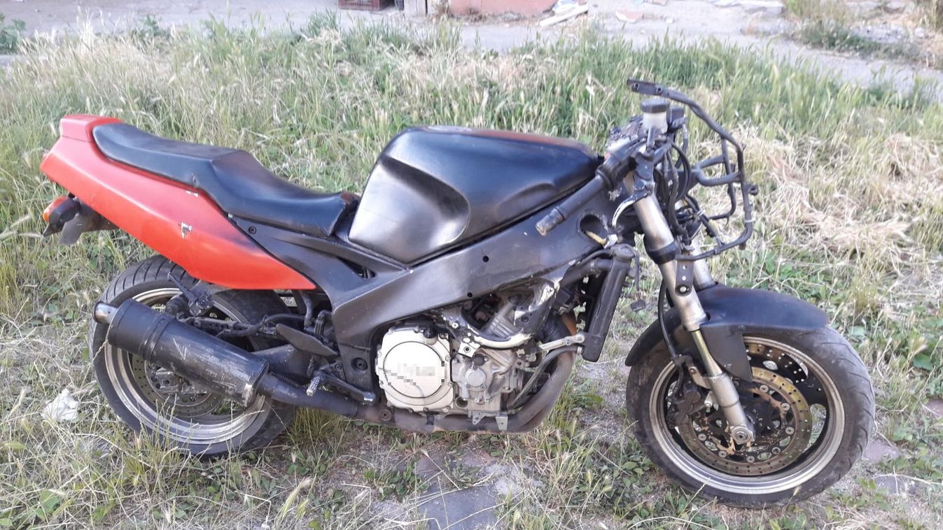 Motorost üldöztek a rendőrök Salgótarján főútján