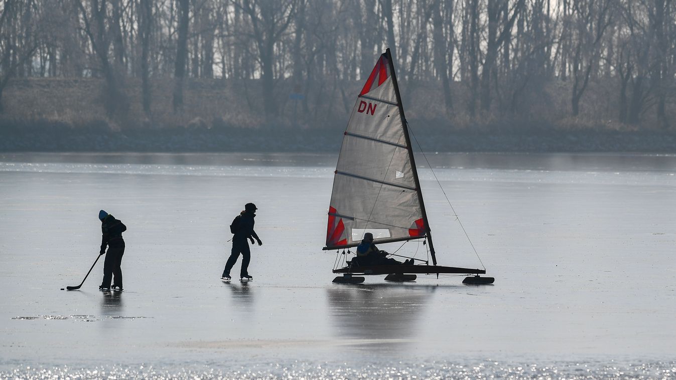 Leengedik téli vízszintjére a Tisza-tavat