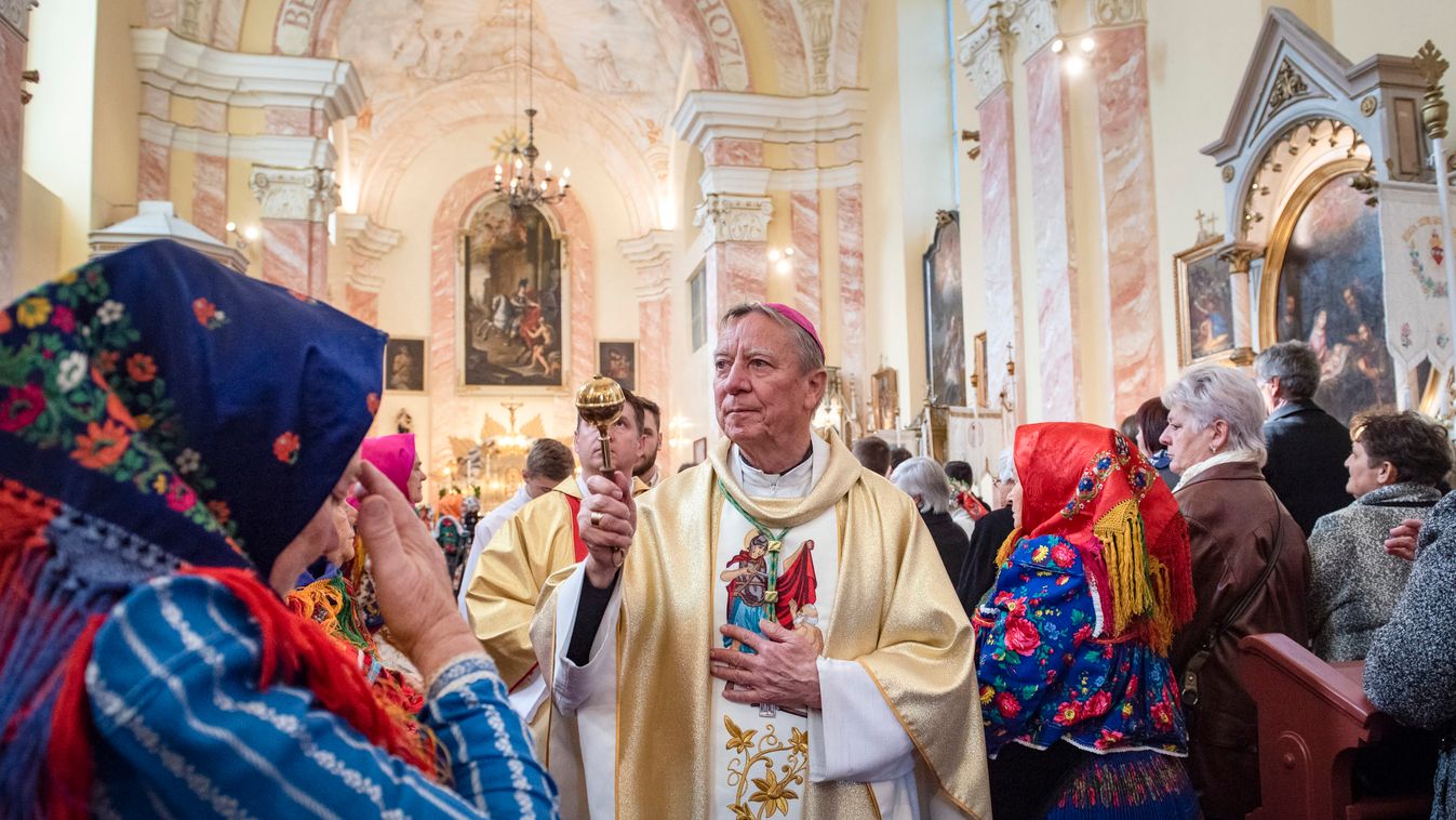 Megszentelték a felújított bujáki templomot