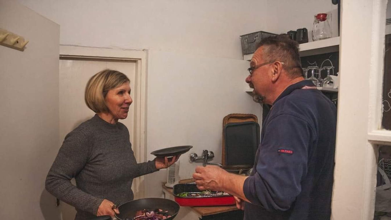 Mesterszakáccsal is dolgoznak a mennyei, rózsás ízélményen Alsópetényen