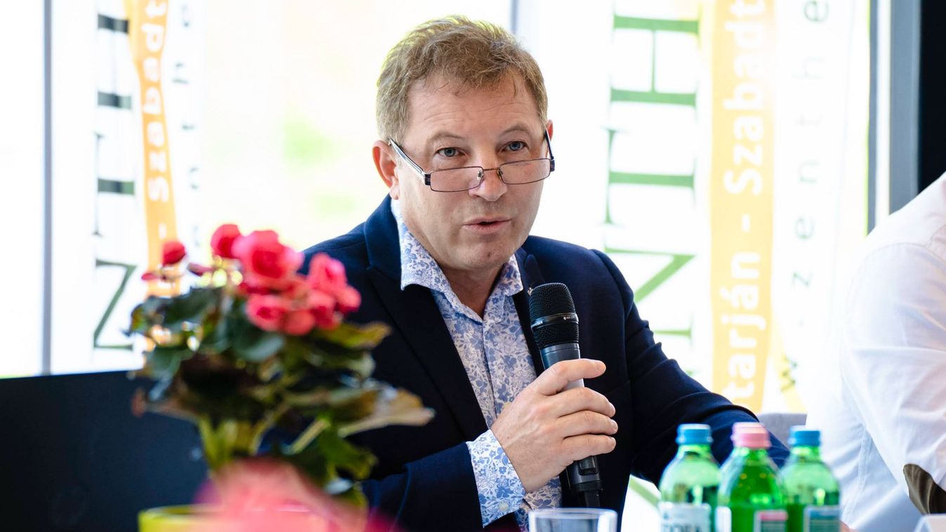 Kiemelt figyelmet fordítanak a nagyérdemű visszajelzéseire a Zenthe Ferenc Színházban