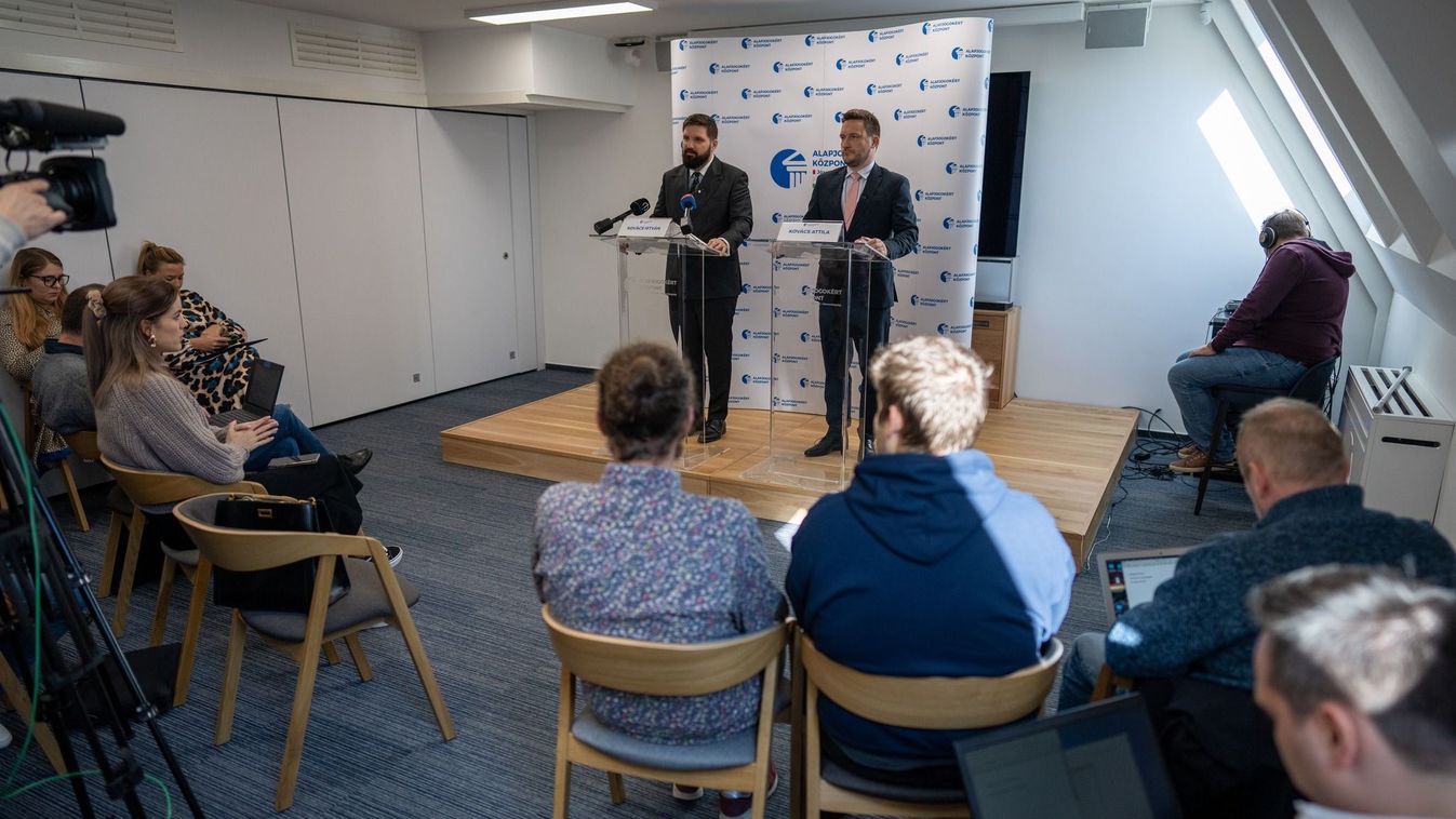 Alapjogokért Központ: a szankciók bevezetése a brüsszeli elit döntése volt, nem az állampolgároké