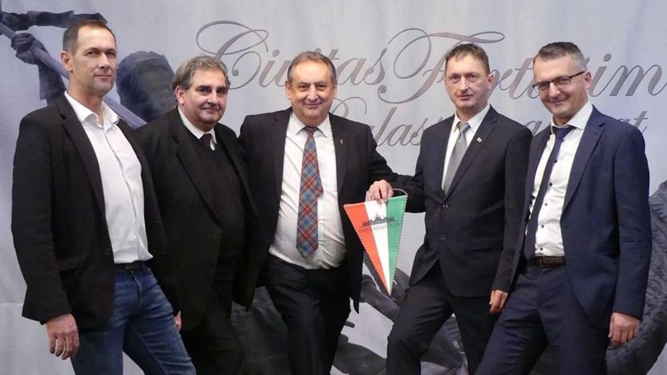 Tavasszal Balassagyarmaton meccsel a honatyák focicsapata