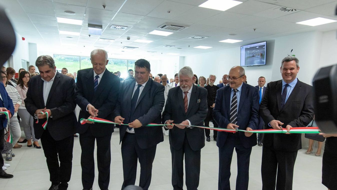 Ünnepélyesen is átadták Nógrád vármegye eddigi legnagyobb egészségügyi beruházását (videó)