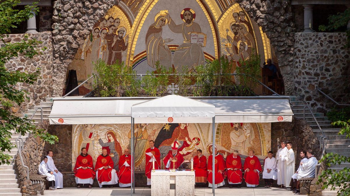 Apostoli nuncius mutatta be a misét a szentkúti kegyhelyen