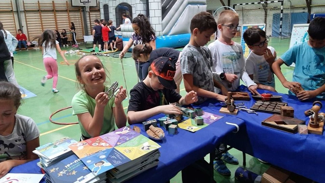 Uniós kalandozással zárták a tanévet a salgótarjáni diákok (fotók)