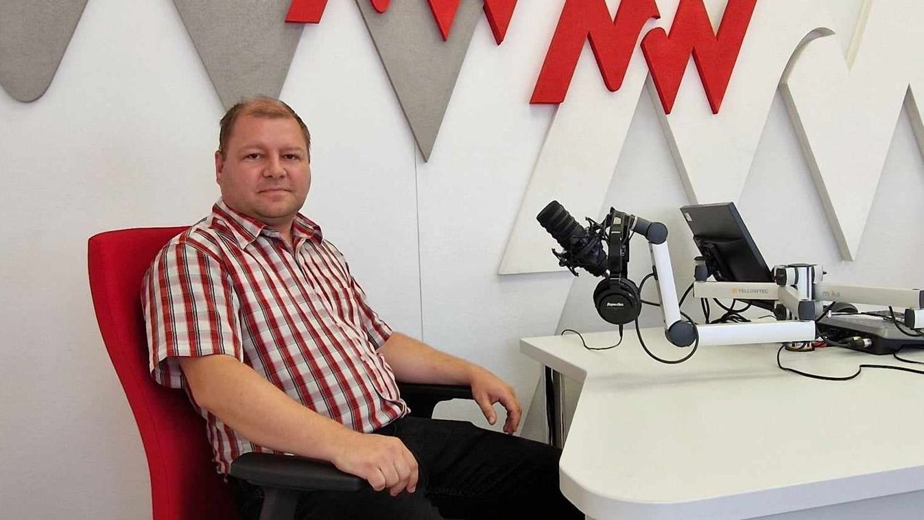 Ne dőlj be az internetes csalóknak, fogadd meg a nógrádi IT szakértő tanácsait! (podcast)