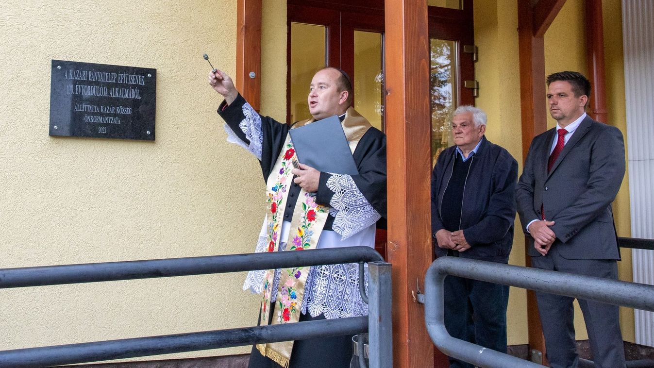 Emléktábla őrzi a kazári bányásztevékenység egy évszázados múltját (fotók)