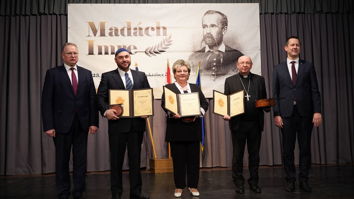 Nógrádi Gergely és a salgótarjáni könyvtár érdemelte ki idén a Madách-díjat (fotók)