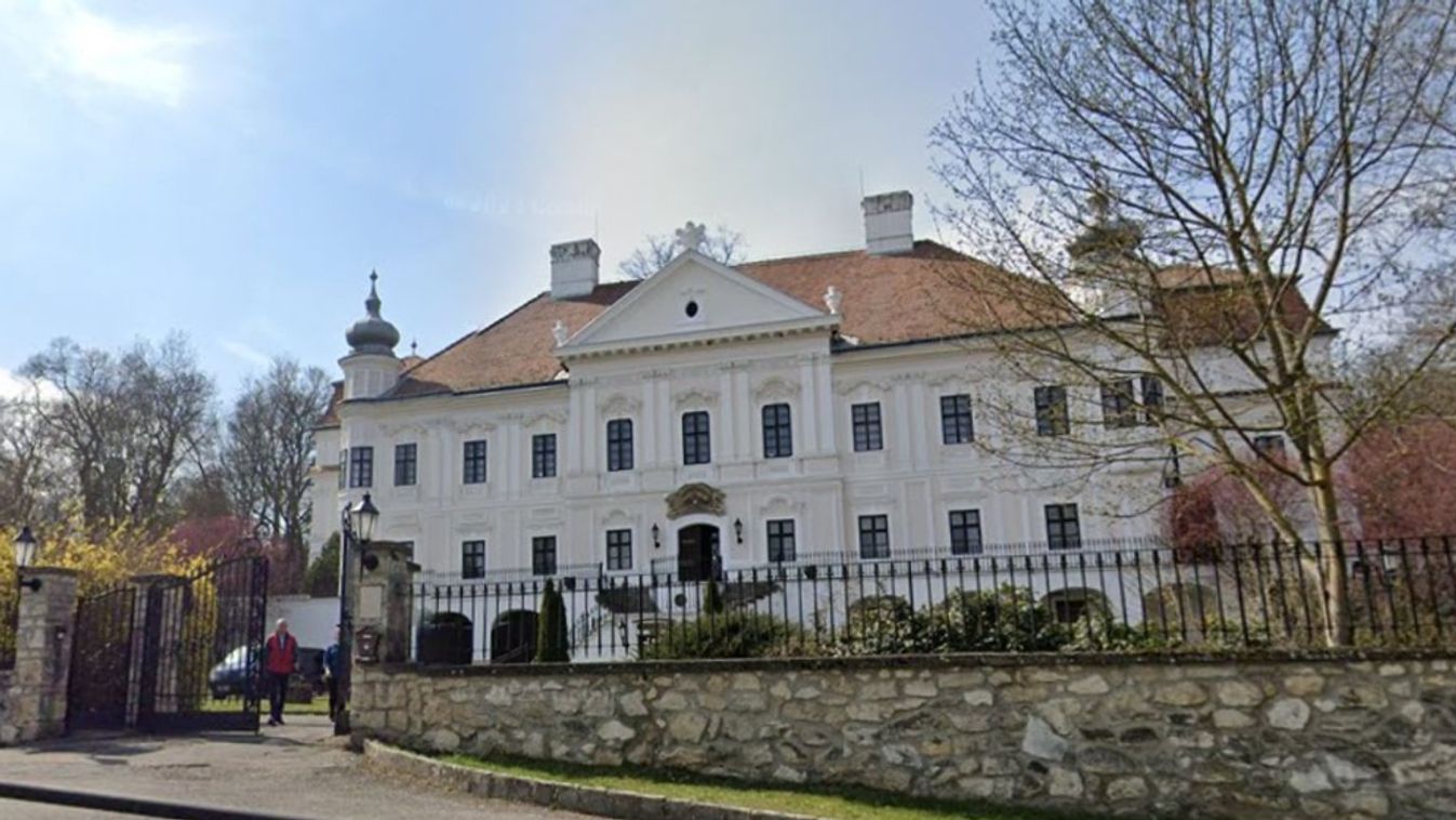 Történelmi emlékhellyé nyilvánították a sziráki kastélyt