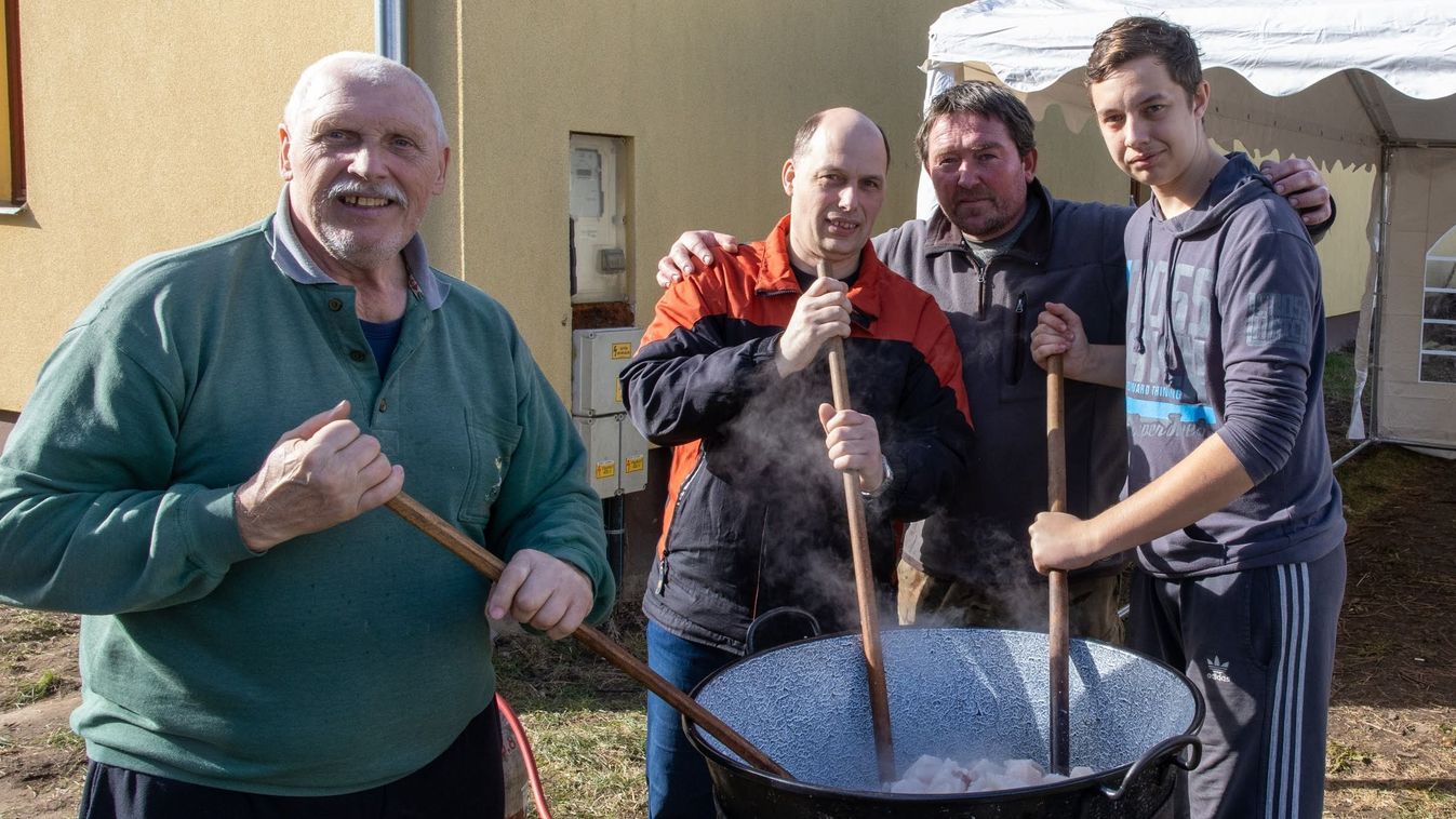 Először rendeztek hagyományőrző napot Mohorán