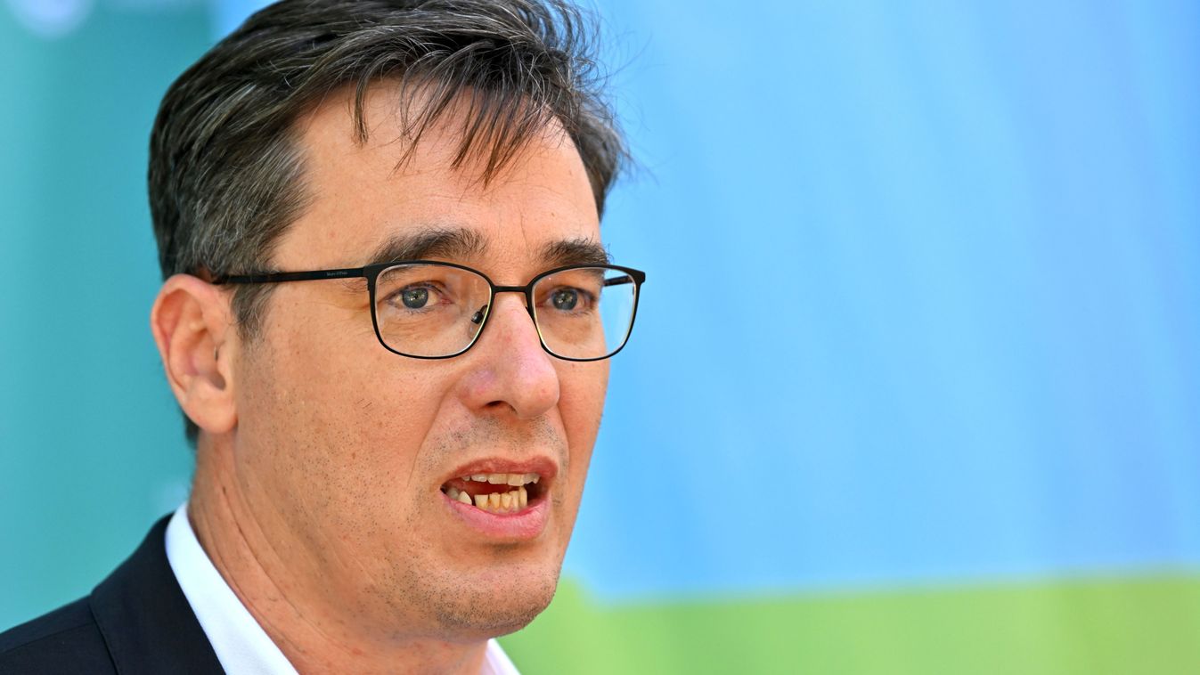 Karácsony Gergely és bizalmi köre is hallgat a botrányos külföldi finanszírozással kapcsolatosan