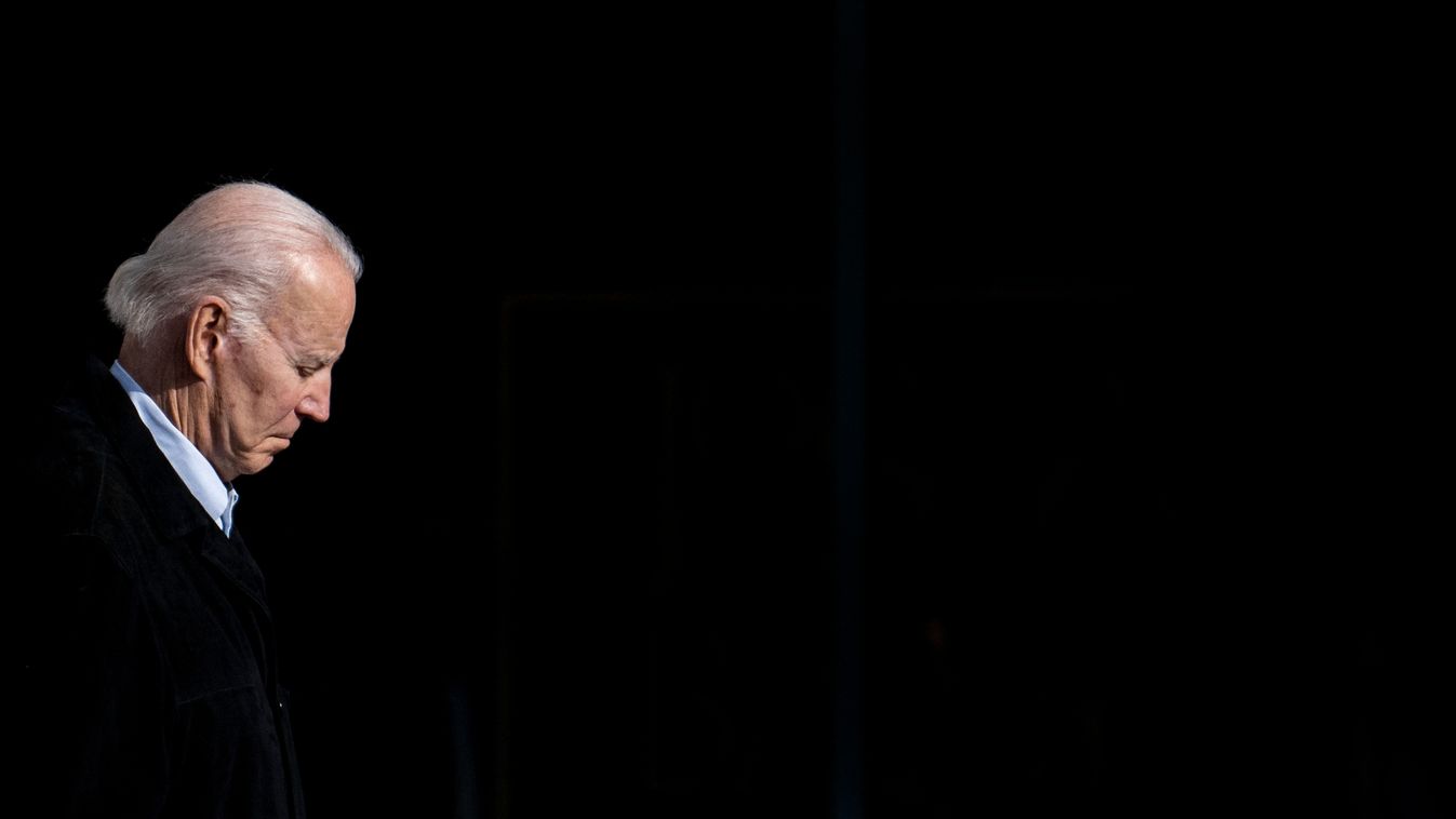 A demokraták vezetése és a fősodratú liberális média elárulták a saját szavazóikat