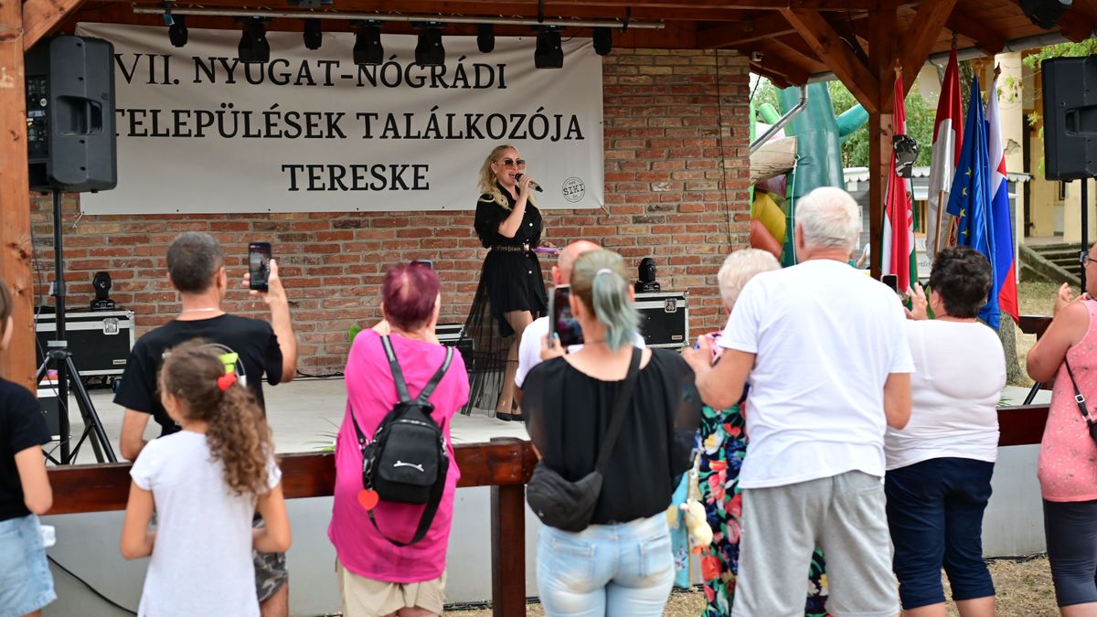 Színes prdukciókkal kedveskedtek az érdeklődőknek a nyugat-nógrádi települések találkozóján