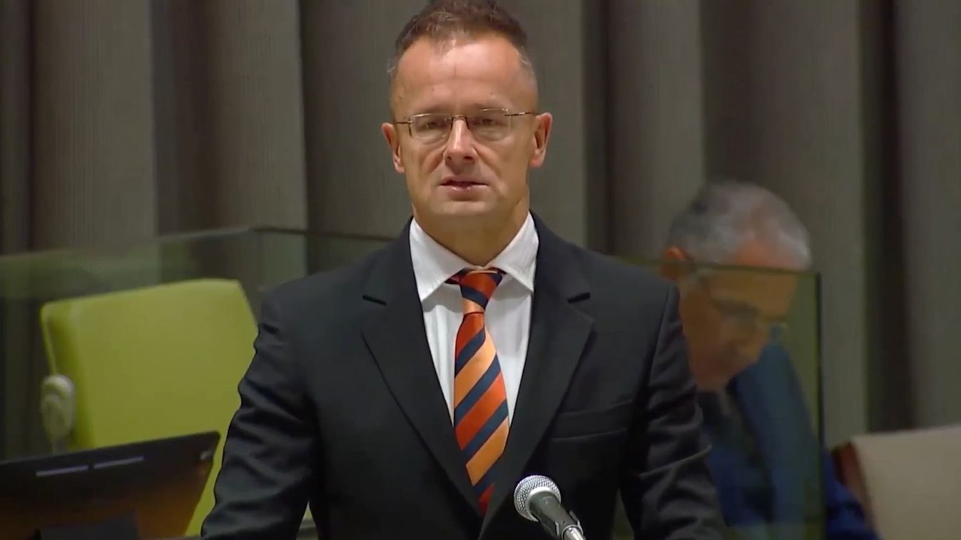 Szijjártó Péter: napjaink válságai közepette sem szabad megfeledkezni a környezet- és klímavédelemről