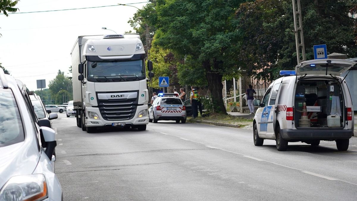 A helyszínen életét vesztette a gyalogos