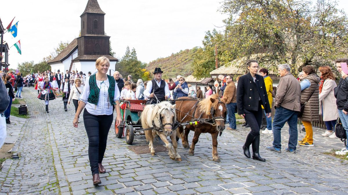 Szüreti fesztivál Hollókőben