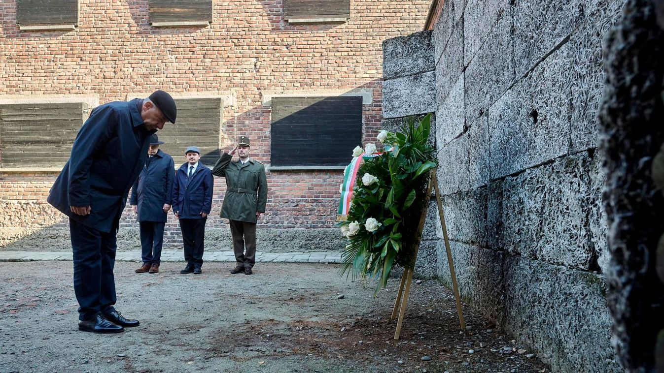 A holokauszt áldozataira emlékezett Auschwitzban Sulyok Tamás (videó)