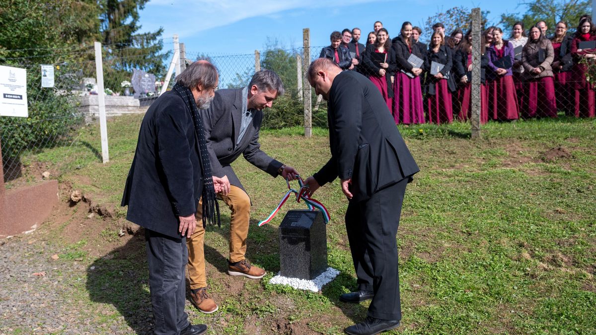 Okosparcellakő avató is színesítette a „Hazaváró” rendezvényt