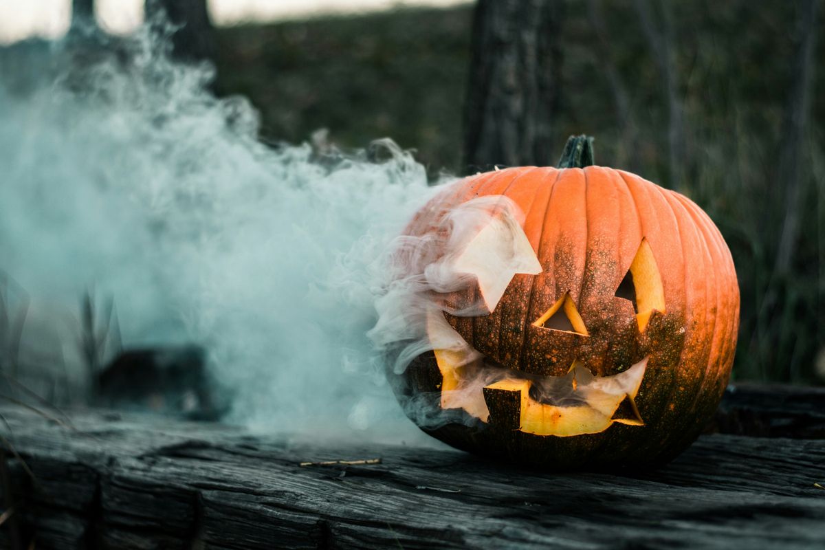 A Halloweni töklámpás használat után a kukába való