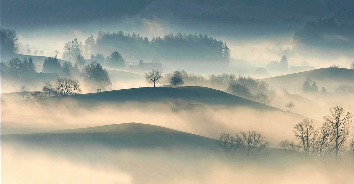 Borongós, szürke, párás idő