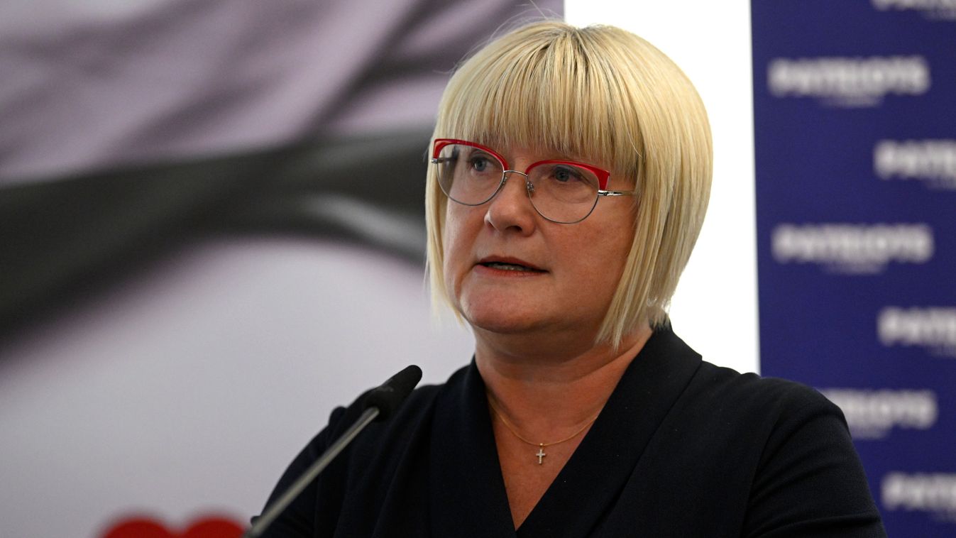 Gál Kinga: mi vagyunk a változást akaró emberek hangja Európában