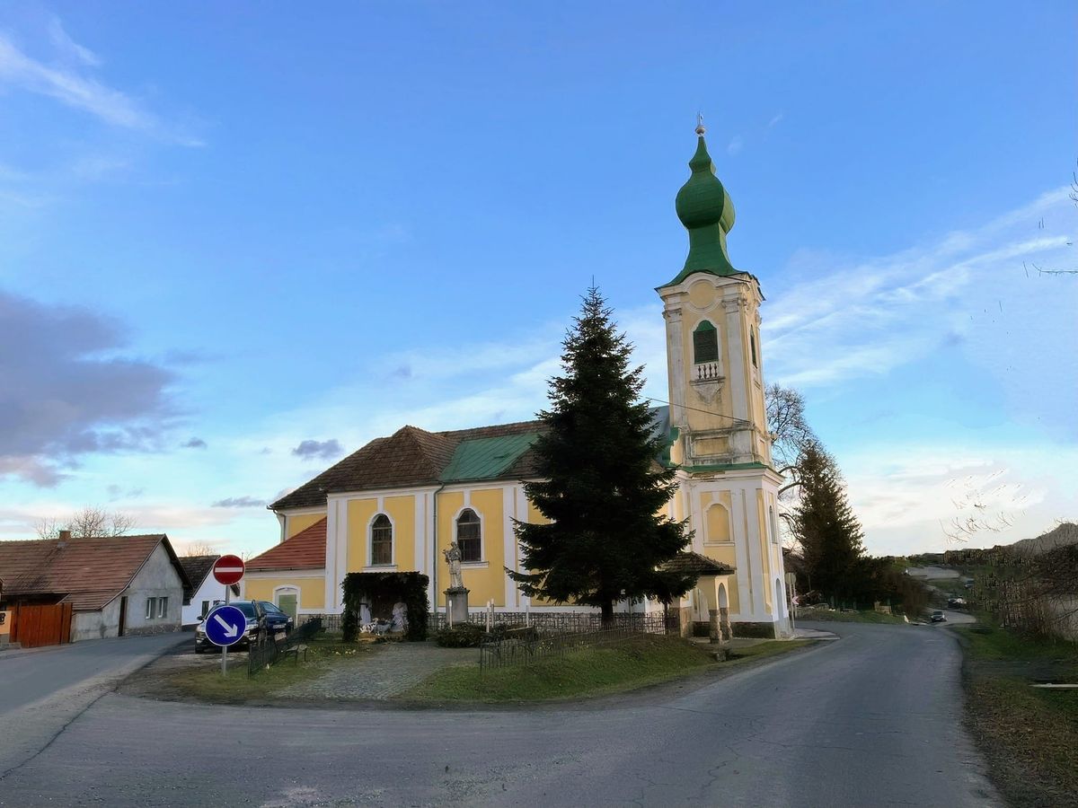 Nézsa, Szent Jakab templom, támogatás