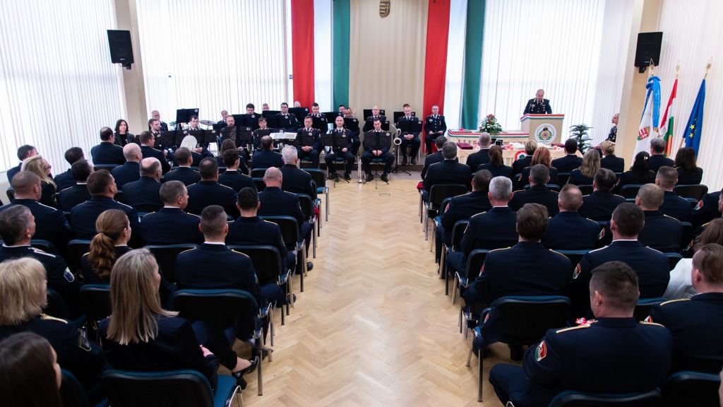 A Belügyminisztériumban díjakat és kitüntetéseket adtak át március 15. alkalmából