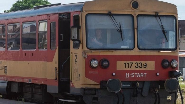 Március 27-től vonatpótló autóbuszok fognak közlekedni Balassagyarmat és Aszód között pályakarbantartás miatt