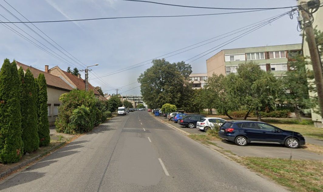 A károsult ismeri az elkövetők fehér autójának rendszámát, így a következmények elkerülése végett érdemes nála jelentkezni