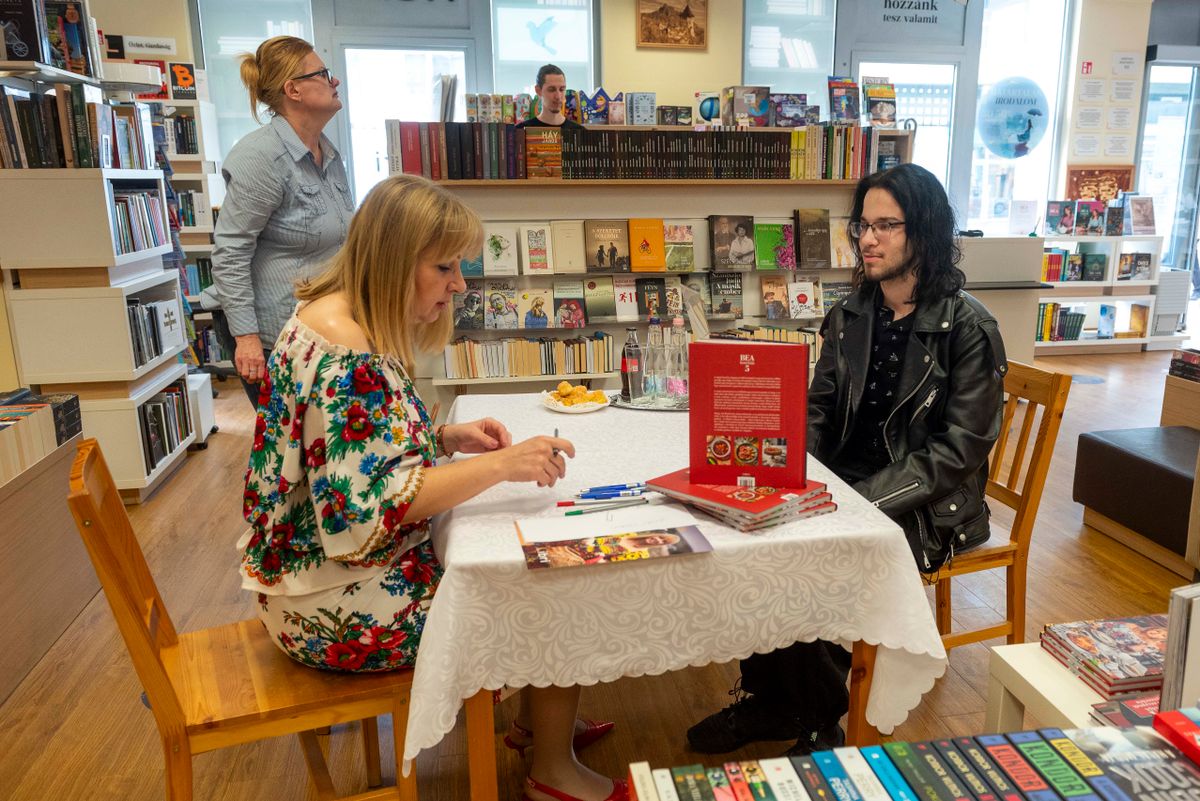 Megjelent Gáspár Bea legújabb szakácskönyve