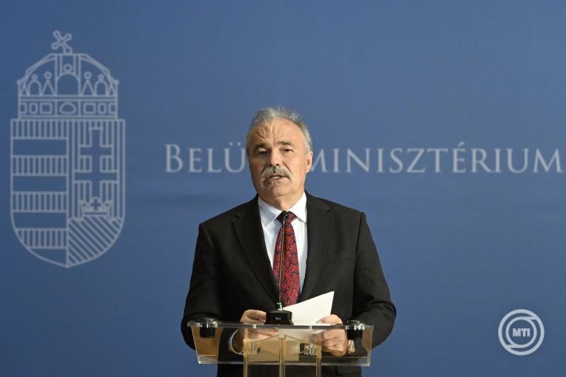 ragadós száj- és körömfájás, RSZFK, sertés, Nagy István