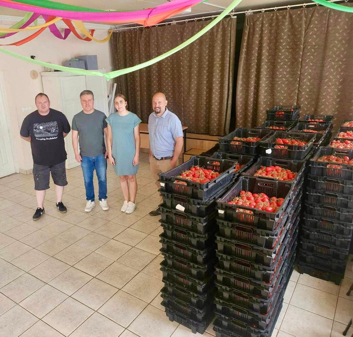 paradicsom, Alsópetény