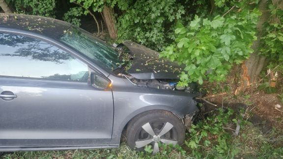 Baleset történt Nőtincs közelében, vadat gázolt egy autós