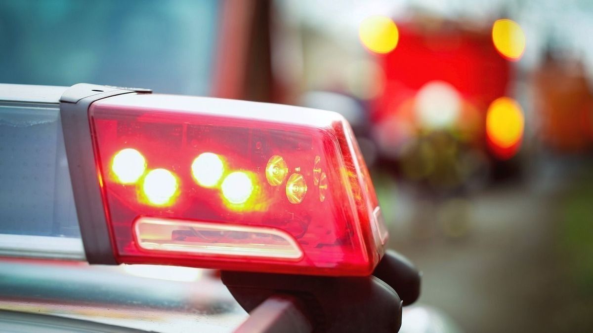 Árokba hajtott egy személyautó Nógrádban – mentőt is riasztottak a helyszínre!