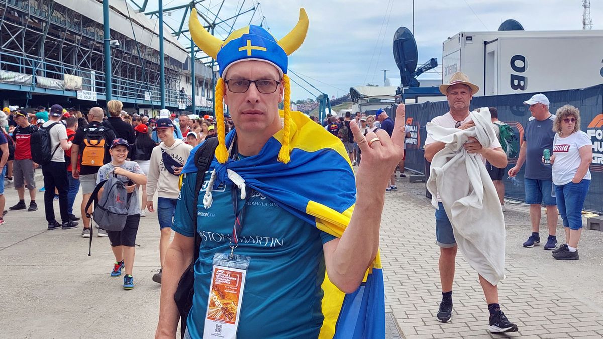 Az F1 népes és sokszínű nézőserege 21 évvel ezelőtt láthatott utoljára bajnokavatást a Hungaroring