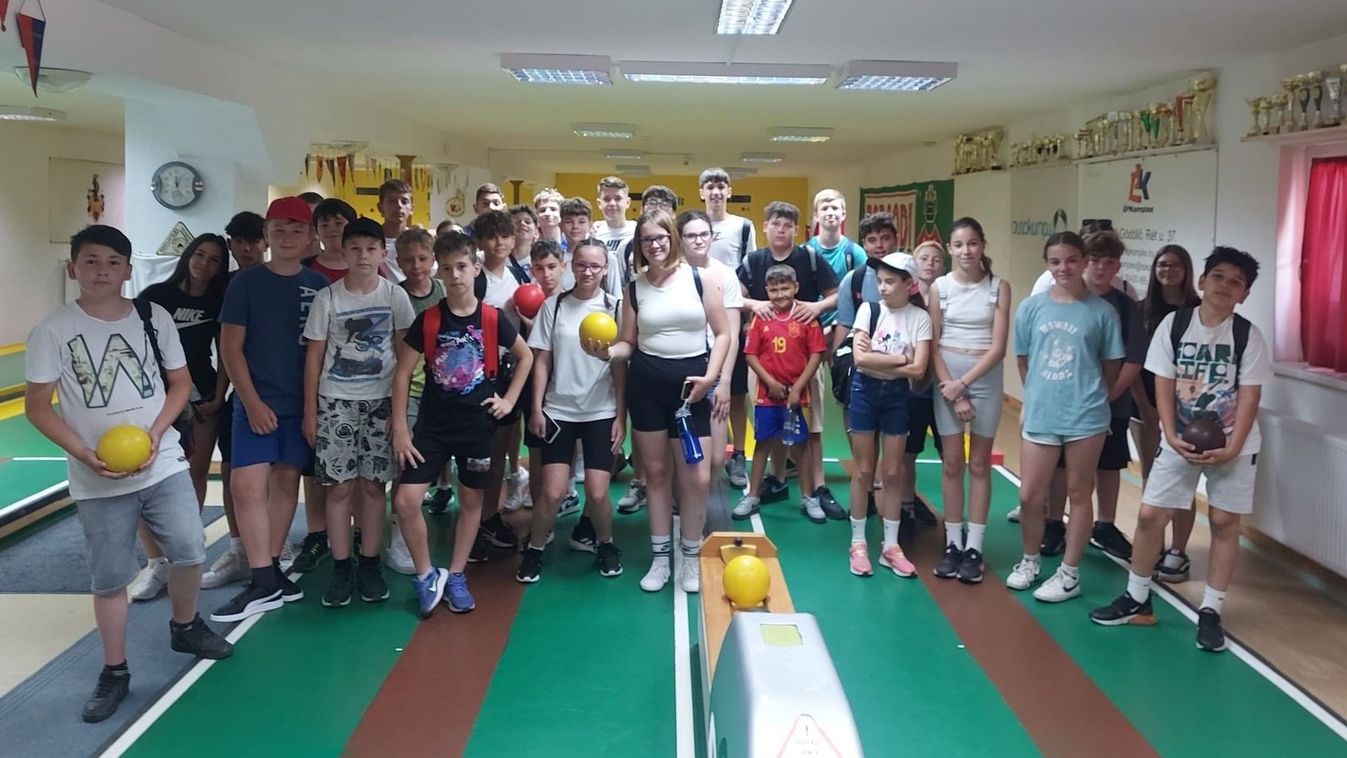 Sok sportágat kipróbáltak a bátonyi diákok