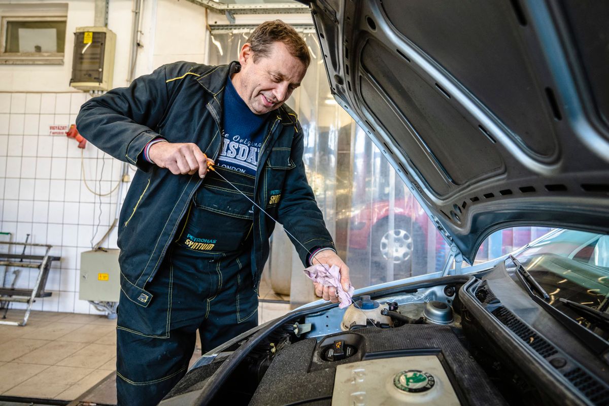 A házi autószerelés jelentős kockázatokkal jár, tanácsosabb szakemberre bízni a javítást