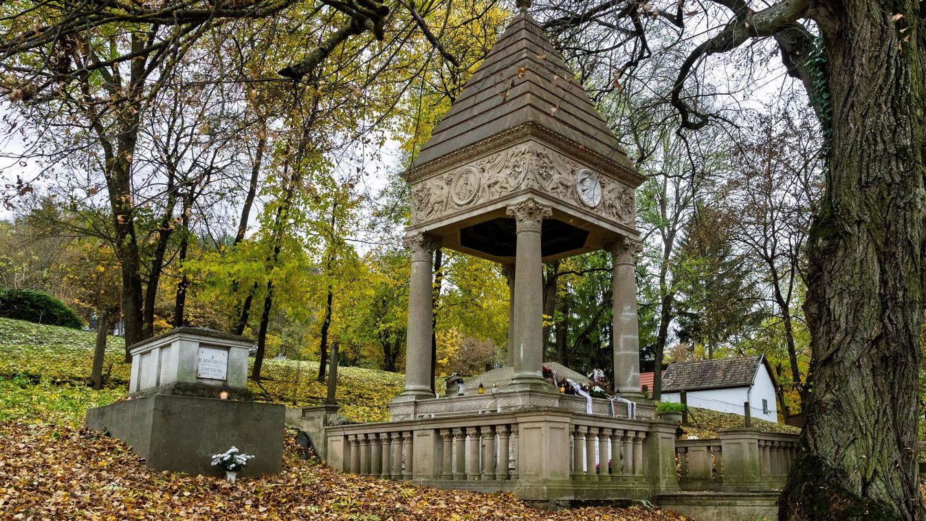 Szívszorító emlékezés: megkerestük Nógrádban az itt nyugvó, legismertebb...