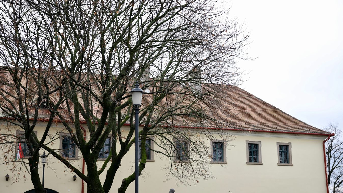 Bábjátékot tekinthetnek meg a pásztói gyerekek Kép