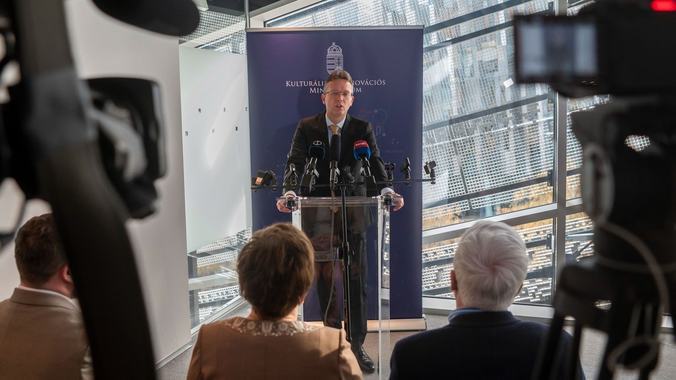 Hankó Balázs: a Tisza Párt a magyar egyetemek helyett az Európai Bizottság oldalán áll Kép