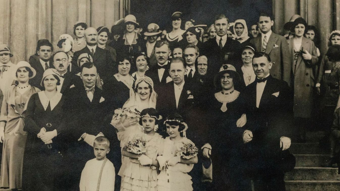 Így szerettek régen a nógrádi párok, fekete-fehér esküvői fotók mesélnek az...