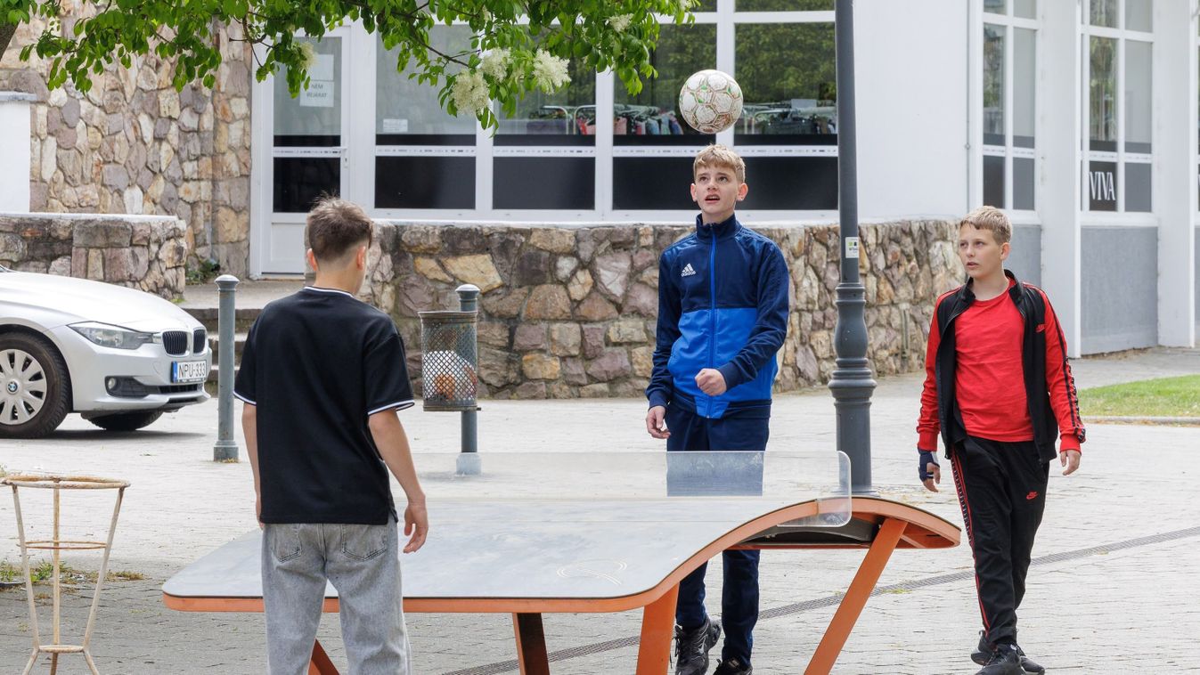 Még a vízen is jártak a szécsényi majálison! A sporttól a buliig itt tényleg...